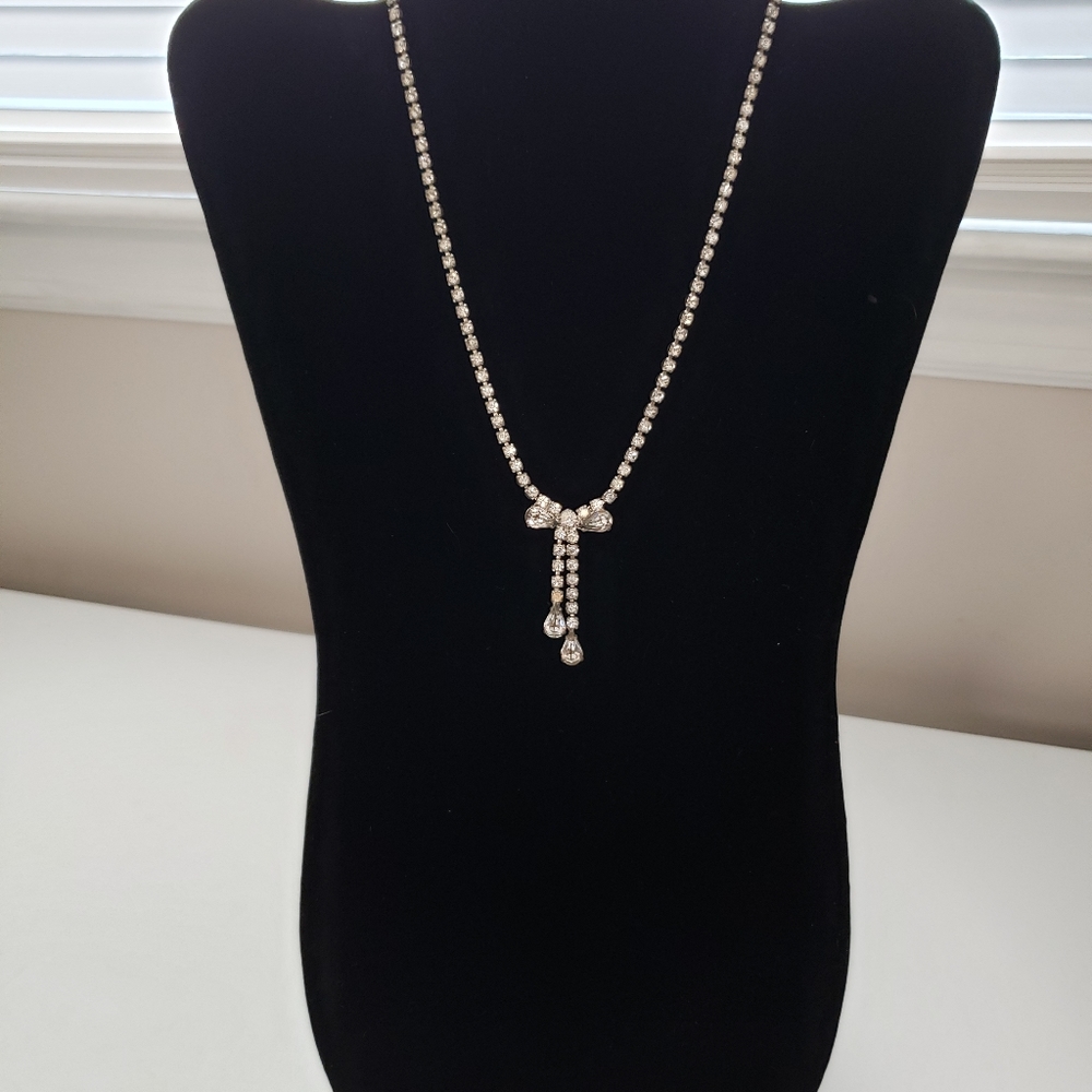 Vintage Bow Necklace